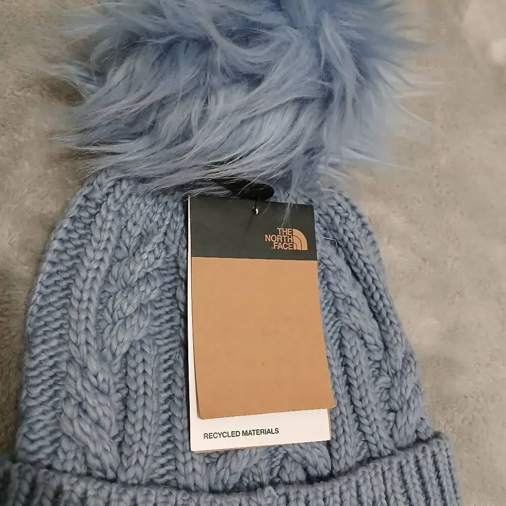 North face free People womens blue beanie knit cable hat lot of 2